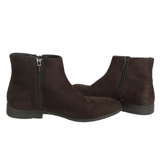 Calvin Klein Mens Luciano Dark Brown Suede Ankle Boots EUC Size 9 - Picture 3 of 11